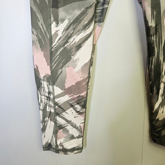 Gaiam Yoga Workout Athletic Leggings Size Medium Running Hiking Pilates Comfort - Picture 3 of 12